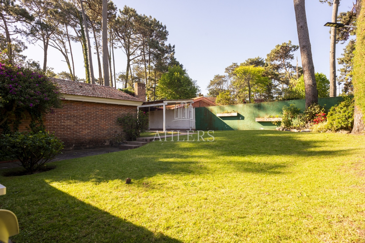 Casa ID.179 - Venta casa 3 dormitorios y dependencia San Rafael Punta del Este