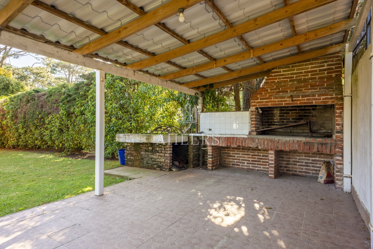 Casa ID.179 - Venta casa 3 dormitorios y dependencia San Rafael Punta del Este
