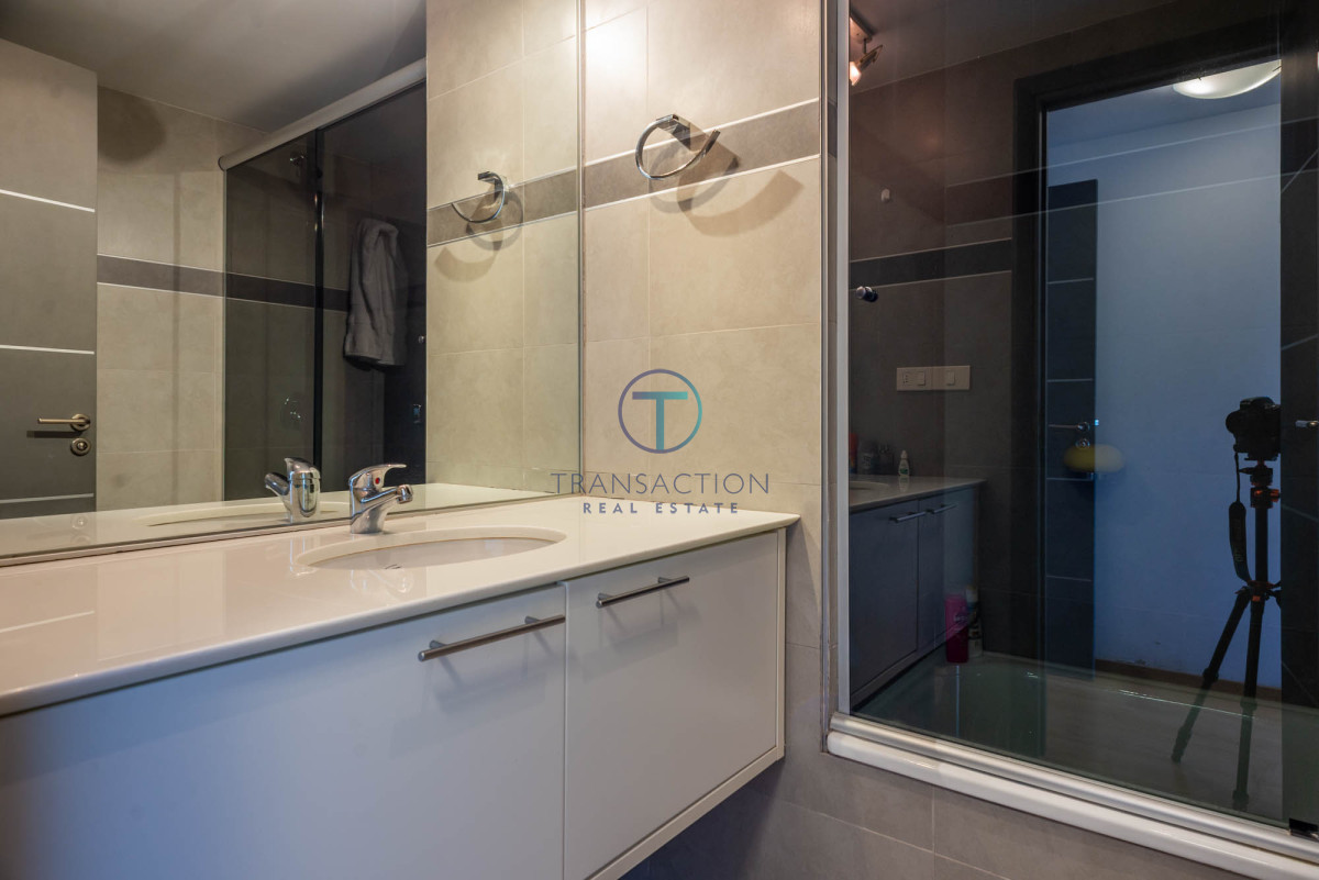 Apartamento ID.1255/Venta-apartamento--Península-de-Punta-del-Este!- - 3 dormitorios vista despejada a la laguna y al mar.