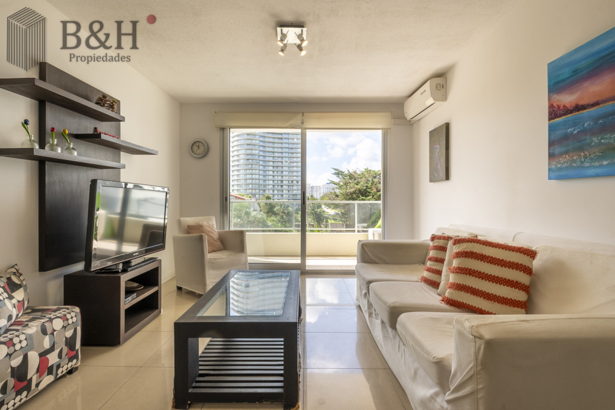 Apartamento ID.6982 - 2 dormitorios en Playa Mansa cerca del Mar
