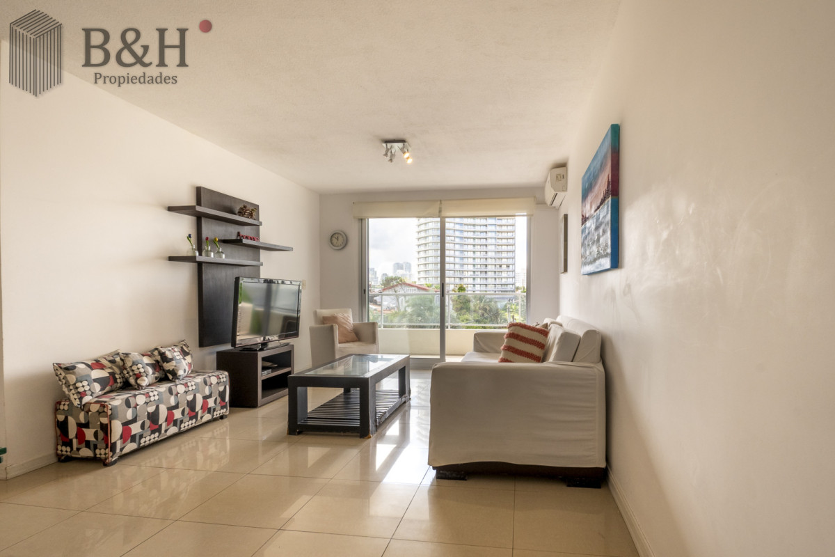 Apartamento ID.6982 - 2 dormitorios en Playa Mansa cerca del Mar