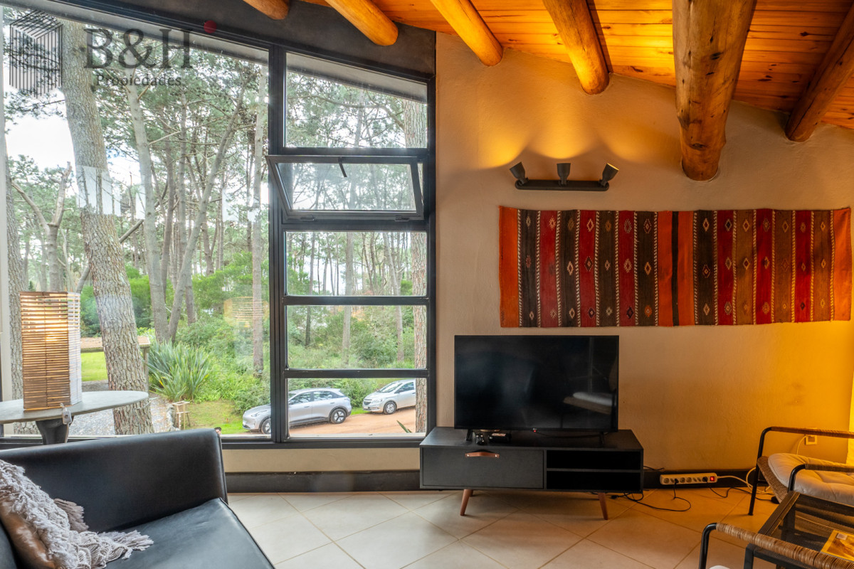 Casa ID.7707 - Laguna Blanca 4 dormitorios y servicio