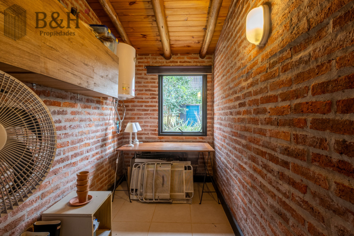 Casa ID.7707 - Laguna Blanca 4 dormitorios y servicio