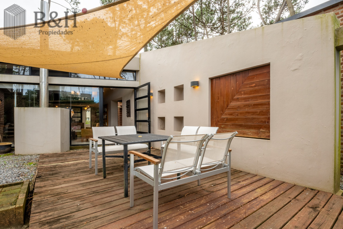 Casa ID.7707 - Laguna Blanca 4 dormitorios y servicio