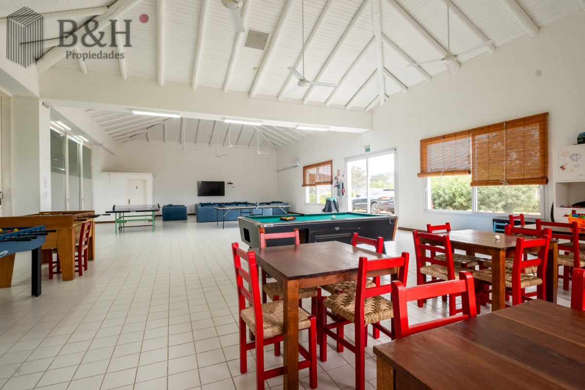 Casa ID.7707 - Laguna Blanca 4 dormitorios y servicio