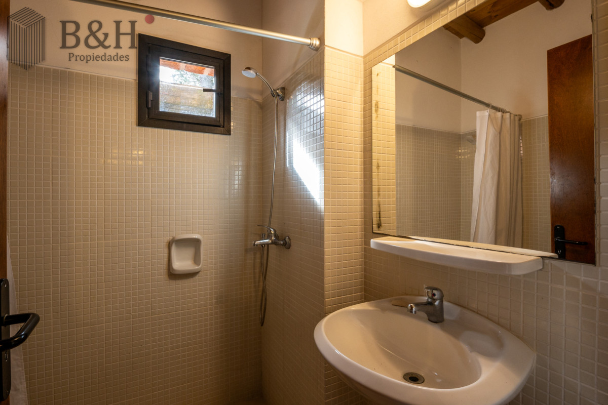 Casa ID.7707 - Laguna Blanca 4 dormitorios y servicio