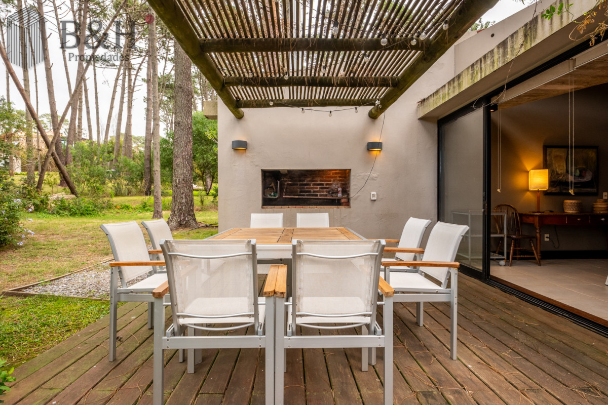 Casa ID.7707 - Laguna Blanca 4 dormitorios y servicio