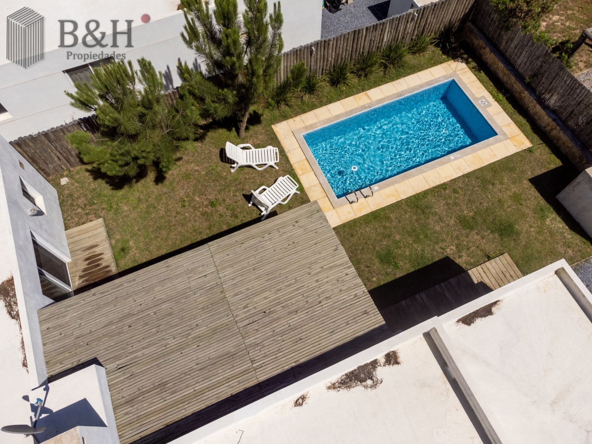 Casa ID.4055 - CASA CON PISCINA EN LA BARRA 3 DORMITORIOS