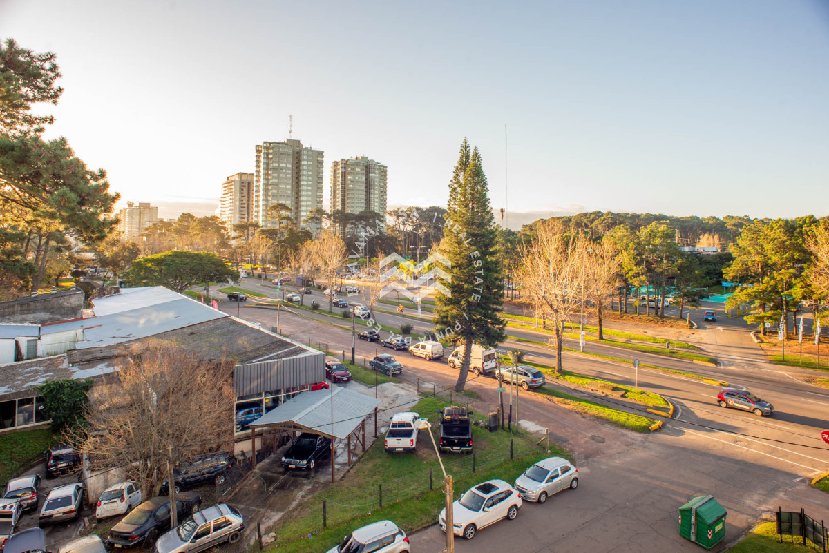 Apartamento ID.320 - Apartamento 1 dormitorio Roosevelt  con garage - Punta del Este