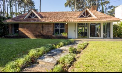 Venta casa 3 dormitorios y dependencia San Rafael Punta del Este