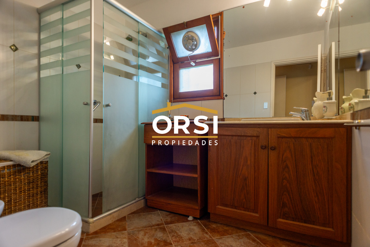 Casa ID.259 - 3 dormitorios con piscina, Cantegril, Punta del Este