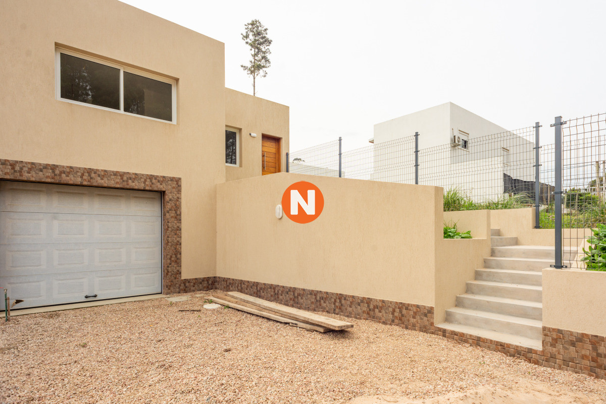 Casa Ref.224047 - Altos de la laguna, 2 dormitorios con garage
