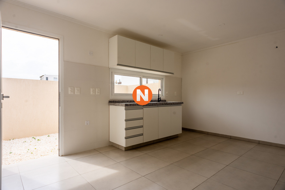 Casa Ref.224047 - Altos de la laguna, 2 dormitorios con garage