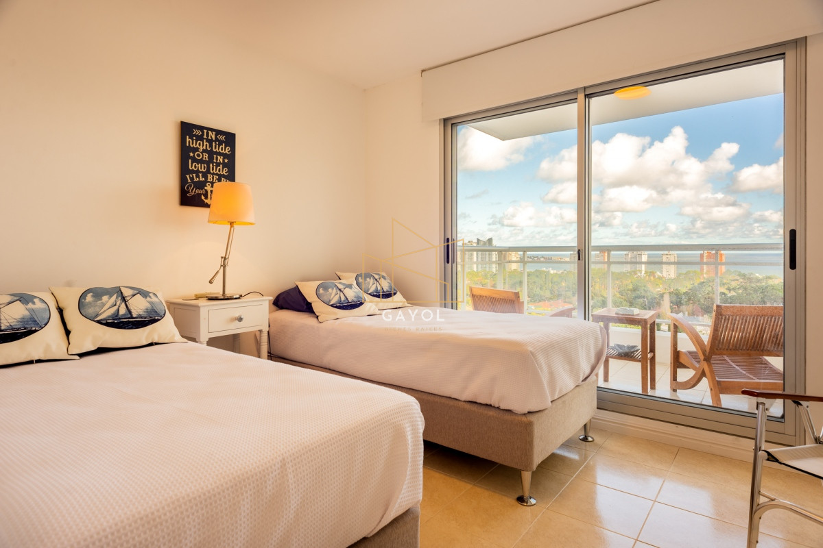 Apartamento ID.1052 - 3 dormitorios - Vista al mar