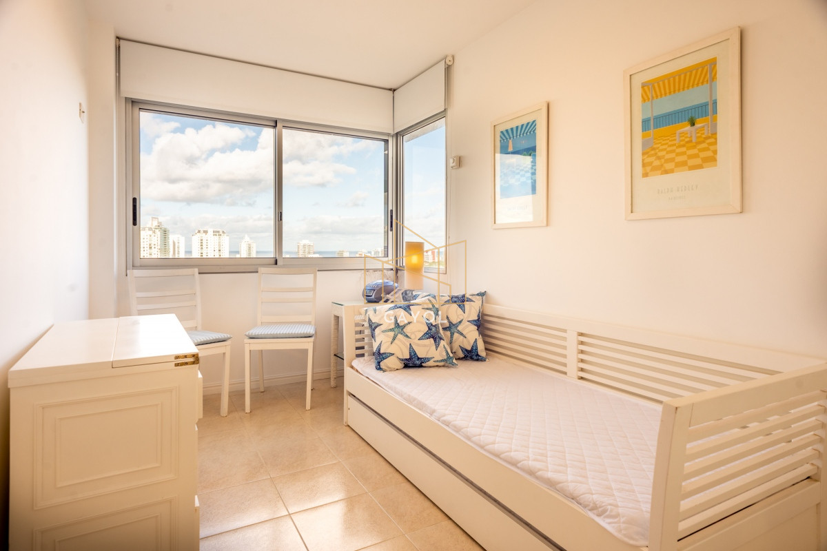 Apartamento ID.1052 - 3 dormitorios - Vista al mar