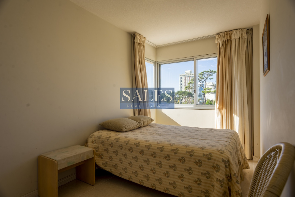 Apartamento ID.393 - Apartamento en venta 3 dormitorios, Roosevelt , Punta del Este