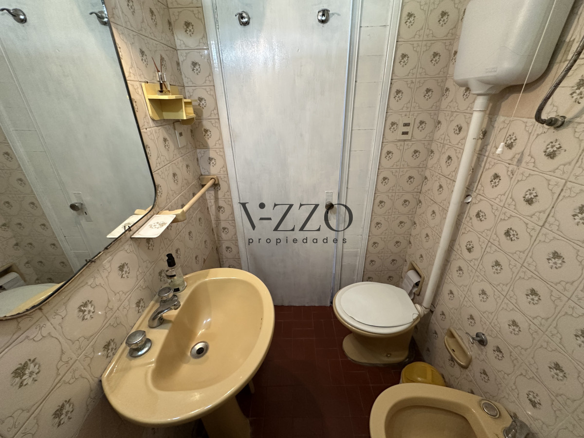 Casa ID.1354/Venta-casa-5-dormitorios-en-La-Coronilla- - Venta casa 5 dormitorios en La Coronilla 