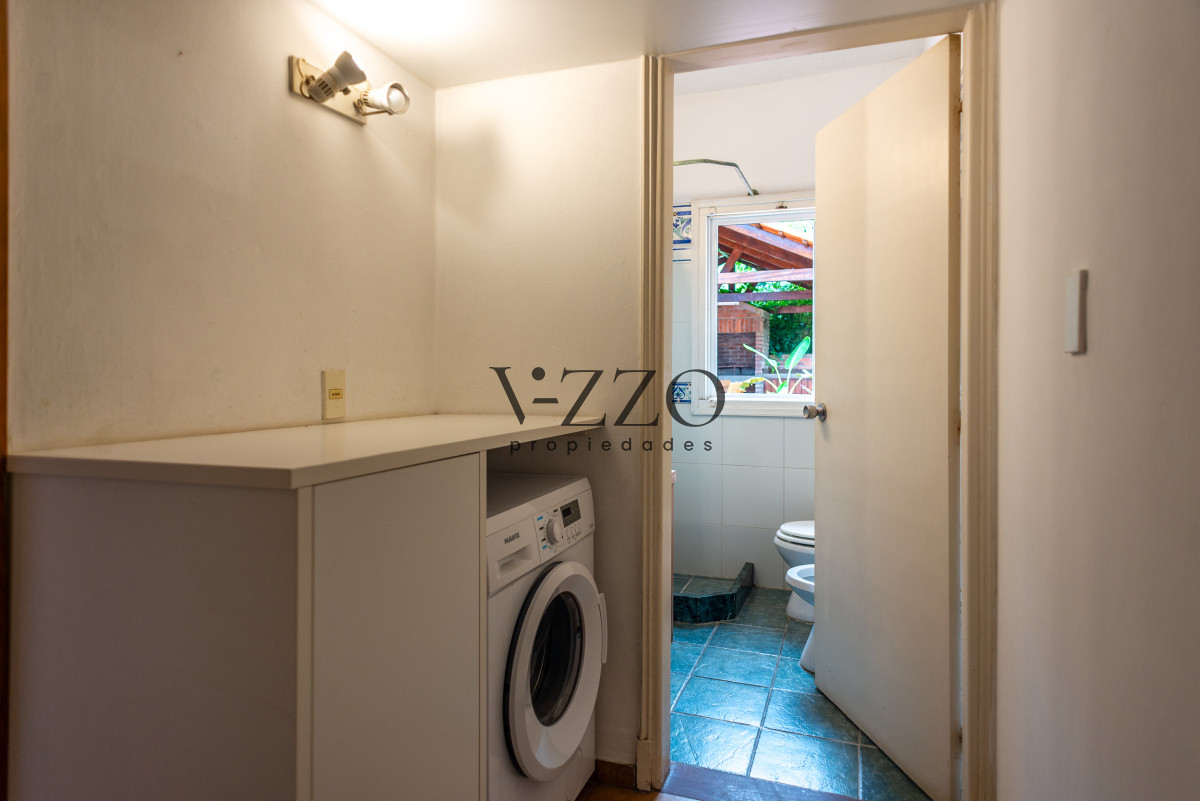 Casa ID.1345/3-dormitorios-con-piscina,-Cantegril,-Punta-del-Este - 3 dormitorios con piscina, Cantegril, Punta del Este