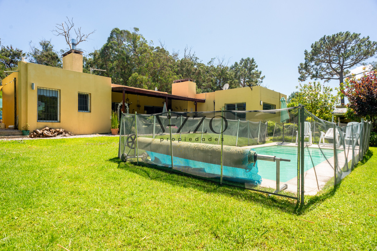 Casa ID.1082/Casa-4-dormitorios-con-piscina,-Rincon-del-Indio - Casa 4 dormitorios con piscina, Rincon del Indio