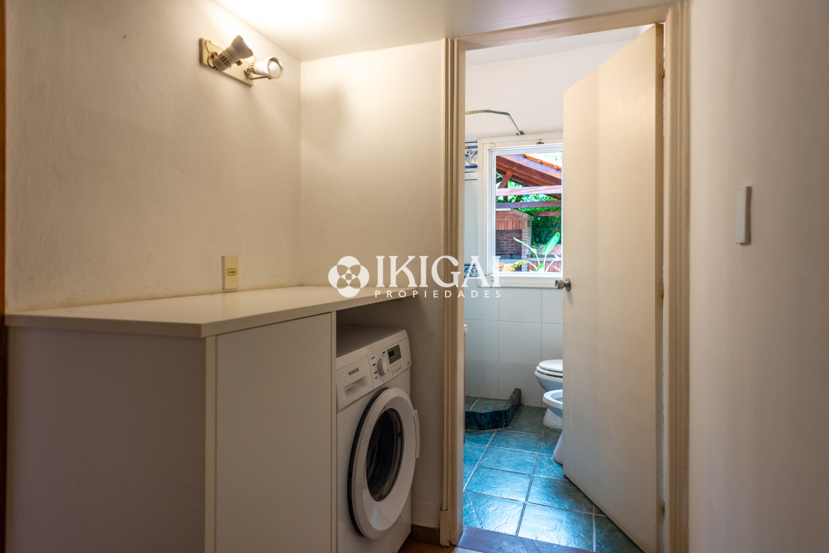 Casa ID.421 - 3 dormitorios con piscina, Cantegril, Punta del Este
