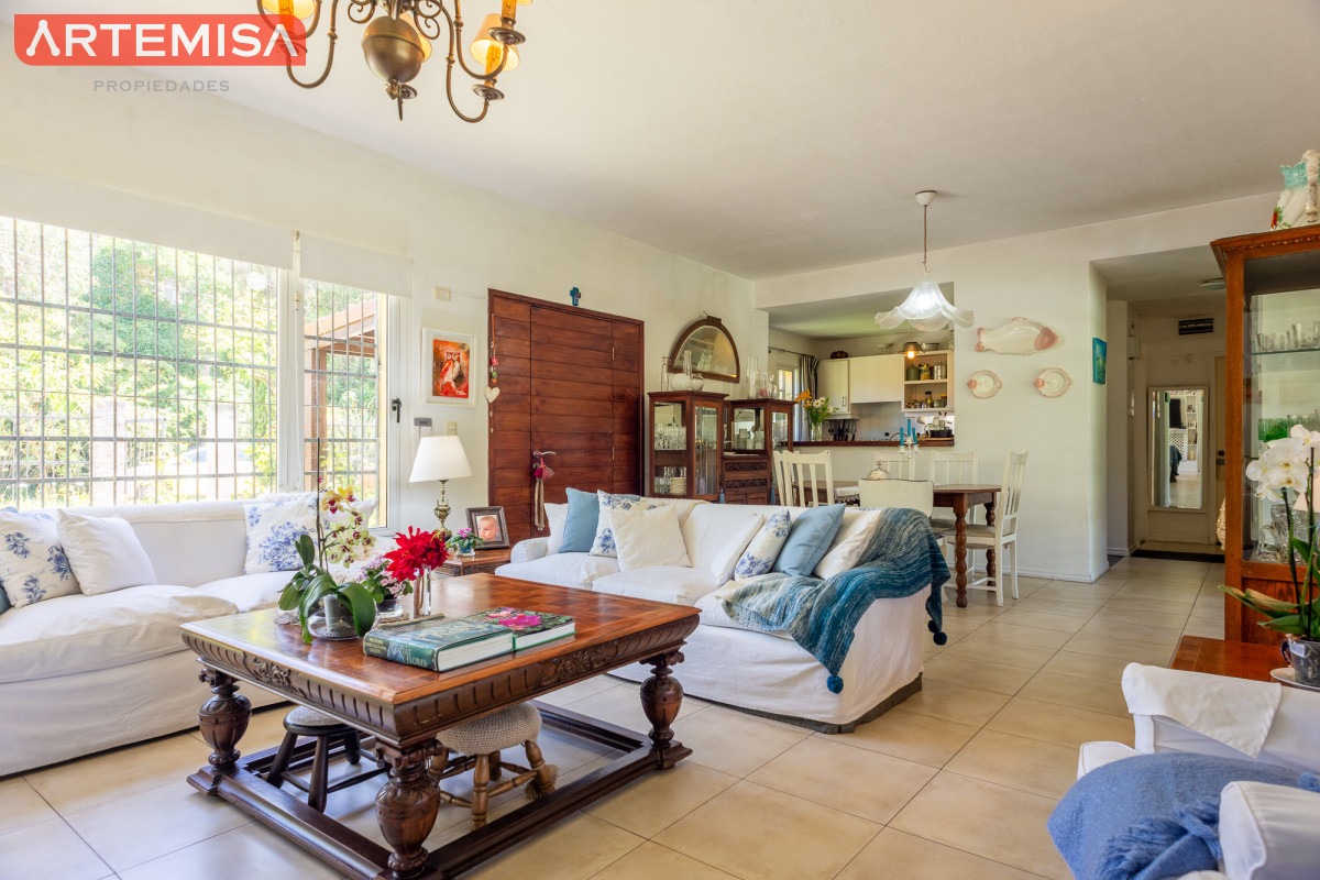 Casa ID.462 - Casa 4 dormitorios con piscina, Rincon del Indio