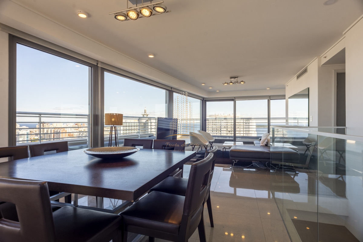 Apartamento ID.427 - Pent-house , Apartamento en venta en Punta del Este