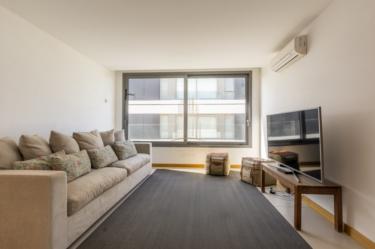 Apartamento ID.428 -  Apartamento en alquiler y venta 3 dormitorios y dependencia - Tiburon Terrazas Barra - Punta del Este