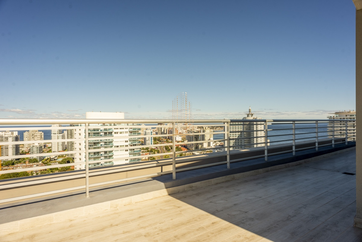 Apartamento ID.427 - Pent-house , Apartamento en venta en Punta del Este