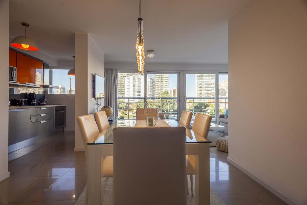 Apartamento ID.437 - Apartamento en venta frente al mar en Punta del Este