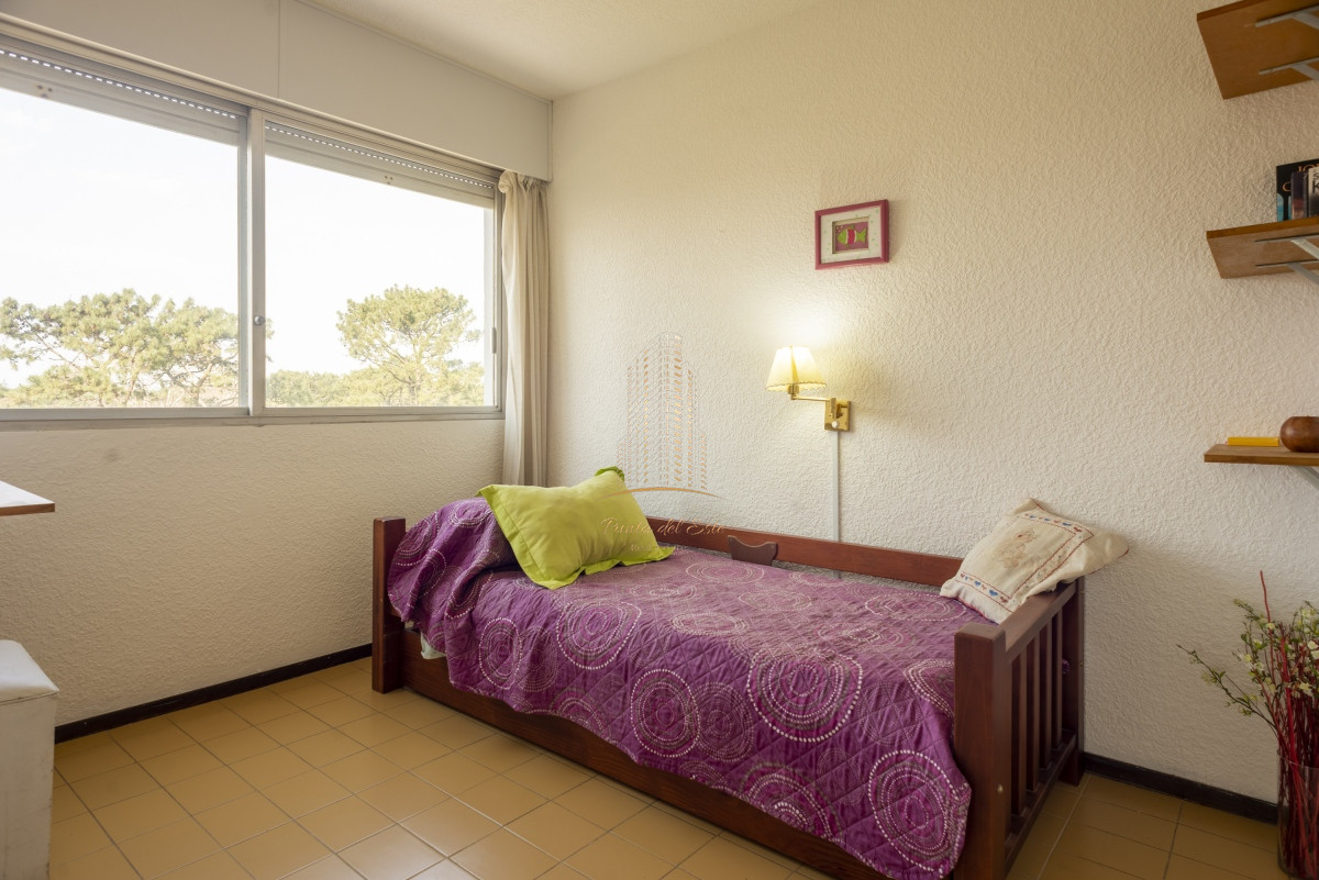 Apartamento ID.415 - Apartamento en venta de 3 dormitorios Roosevelt, Punta del Este