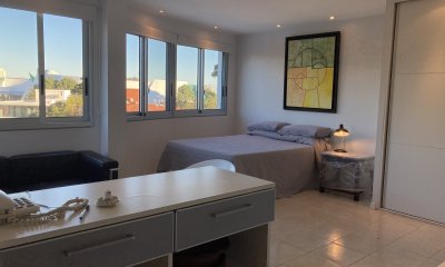APARTAMENTO  EN VENTA EN PUNTA DEL ESTE