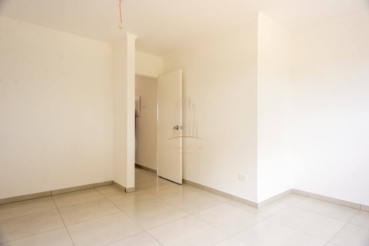 Casa ID.944 - Altos de la laguna, 2 dormitorios con garage