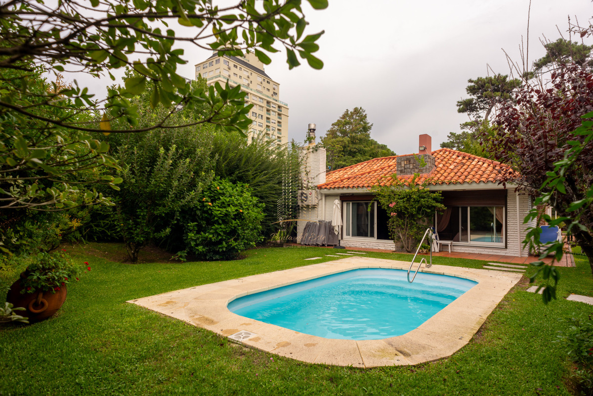 Casa ID.777 - Casa en venta en Punta del Este