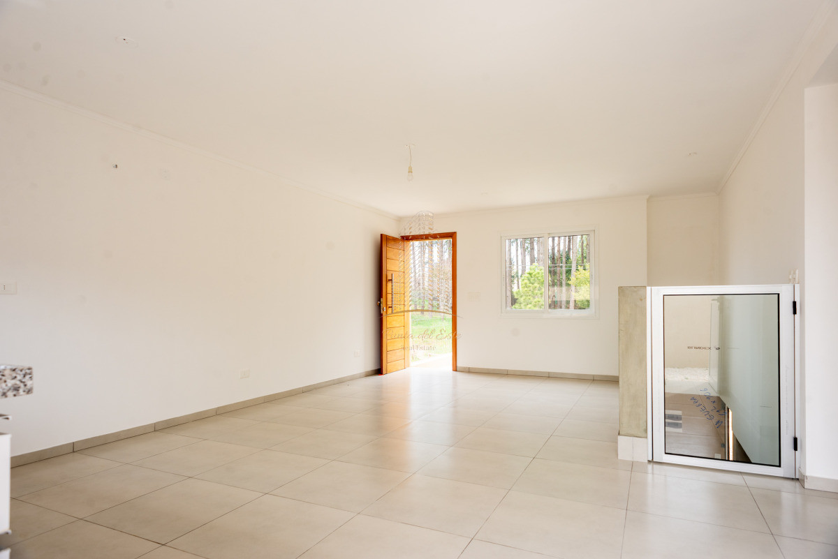 Casa ID.944 - Altos de la laguna, 2 dormitorios con garage