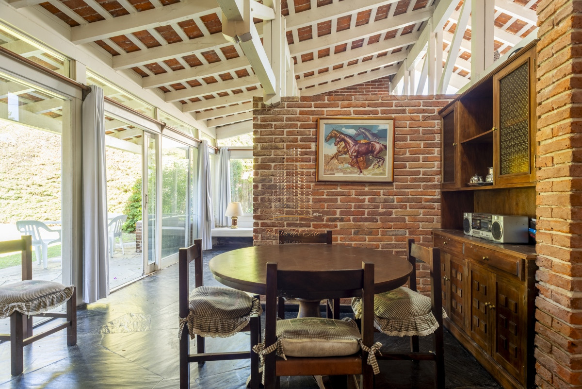 Casa ID.1016 - Venta casa 3 dormitorios y dependencia San Rafael Punta del Este