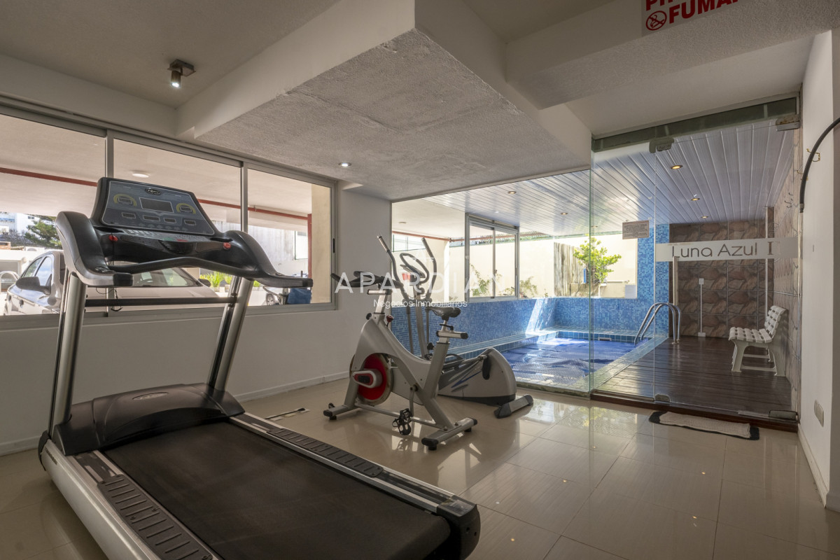 Apartamento ID.21099380 - 2 dormitorios en Playa Mansa cerca del Mar