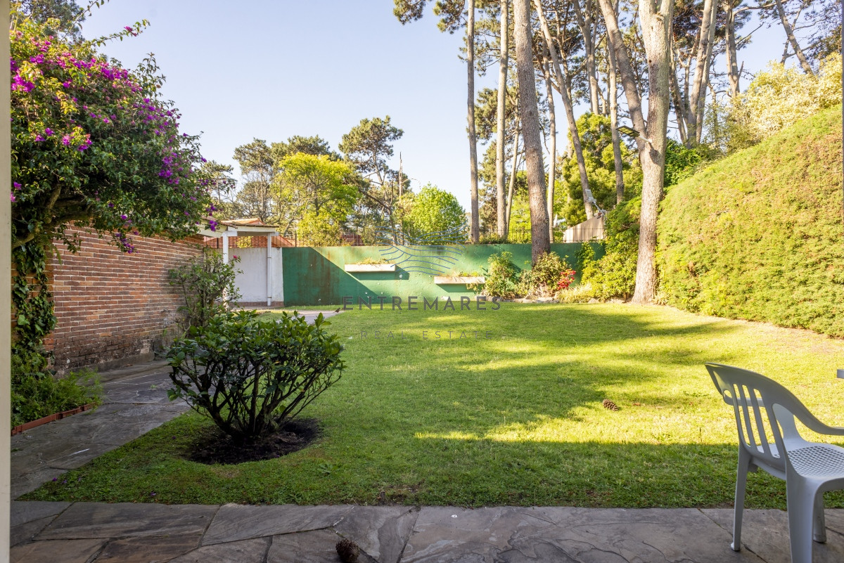 Casa ID.108 - Venta casa 3 dormitorios y dependencia San Rafael Punta del Este