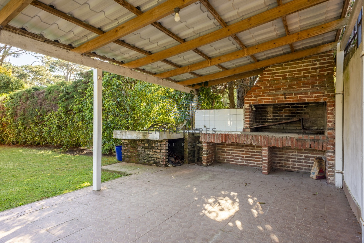 Casa ID.108 - Venta casa 3 dormitorios y dependencia San Rafael Punta del Este