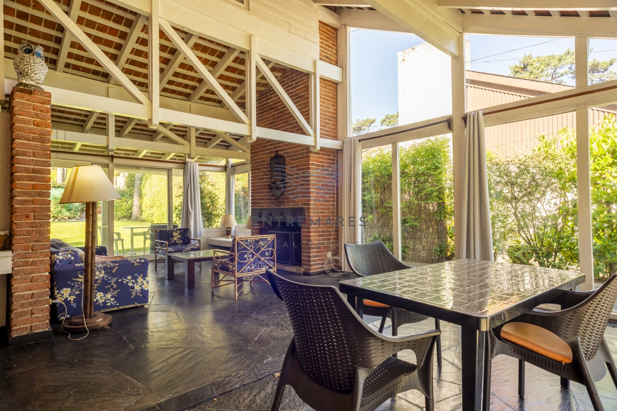 Casa ID.108 - Venta casa 3 dormitorios y dependencia San Rafael Punta del Este