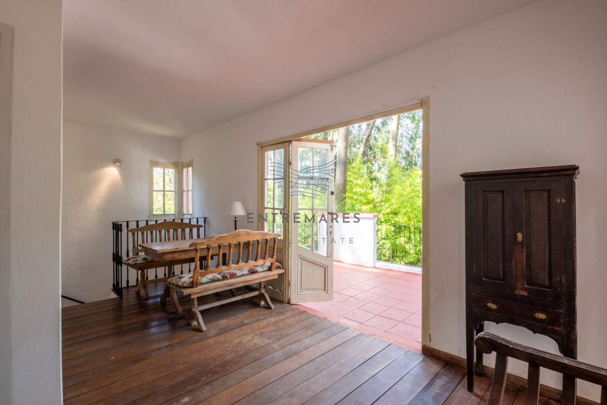 Casa ID.383 - Casa de estilo en Pinares, 4 habitaciones y 3 baños