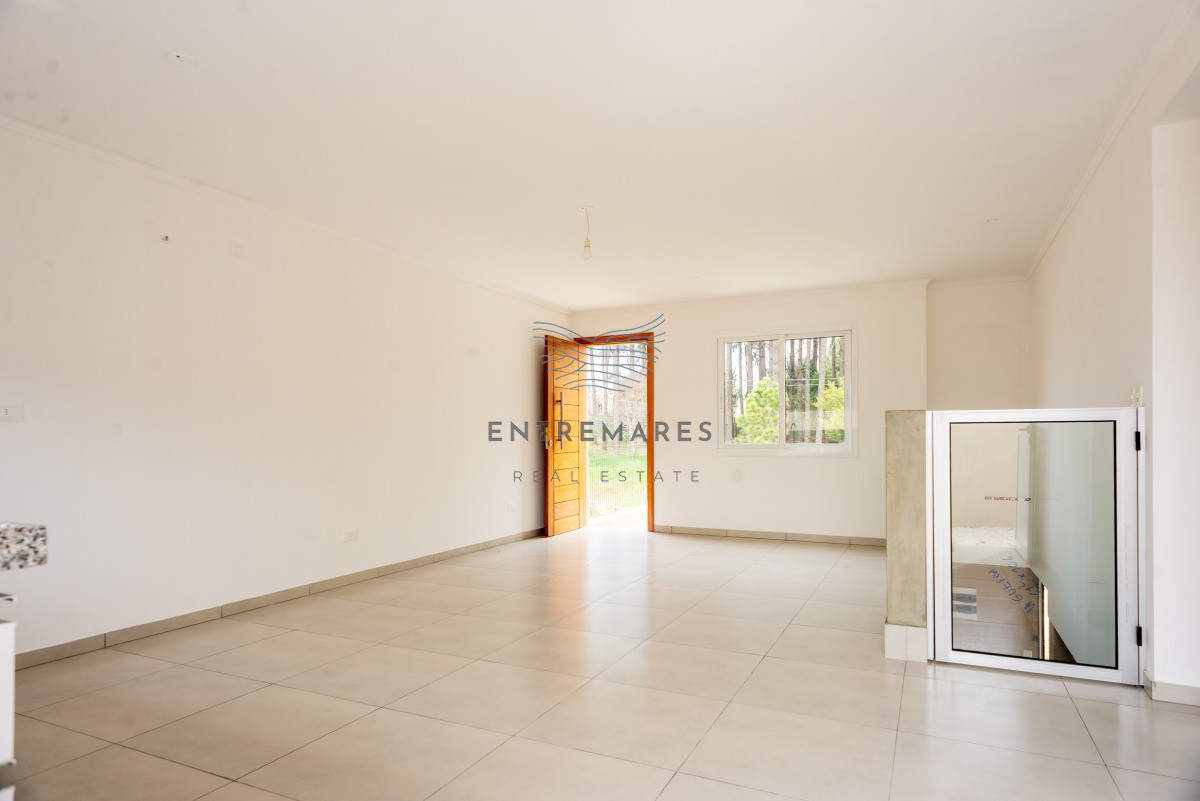 Casa ID.274 - Altos de la laguna, 2 dormitorios con garage