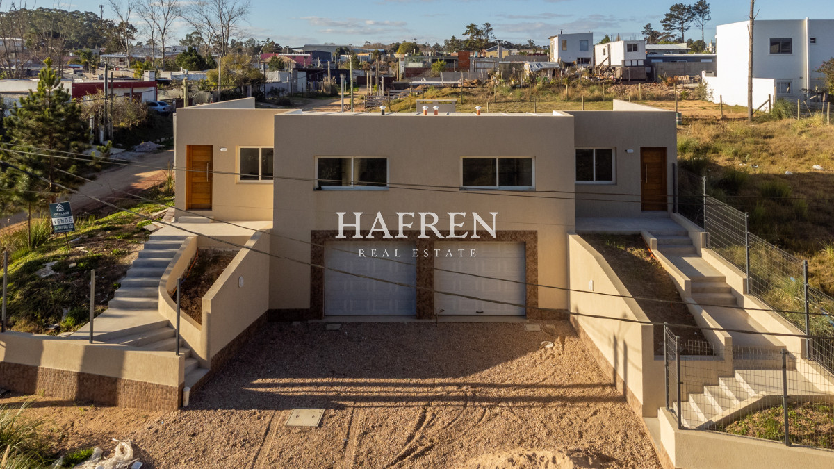 Casa ID.215 - Altos de la laguna, 2 dormitorios con garage