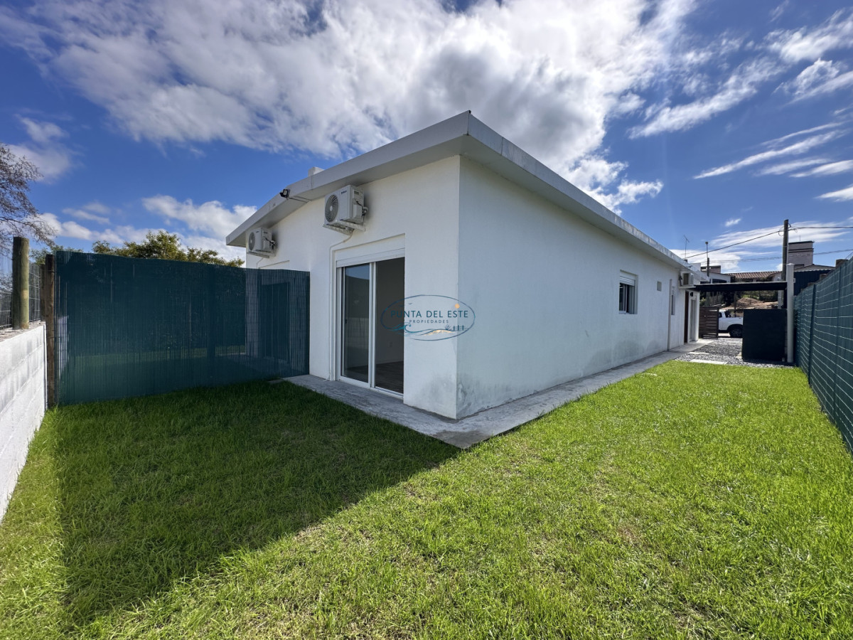 Casa ID.164 - A estrenar, altos de la laguna 2 dormitorios