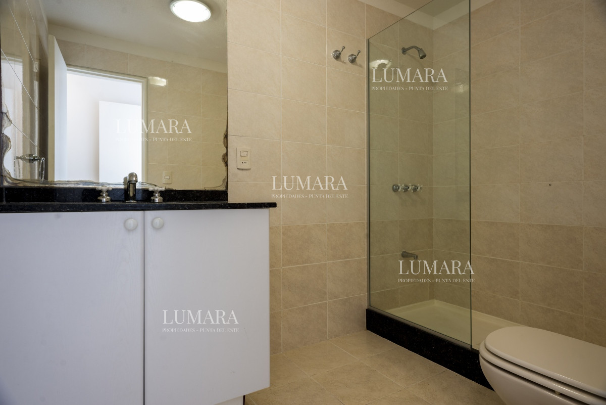 Apartamento ID.2189 - 3 dormitorios, Roosevelt , Punta del Este