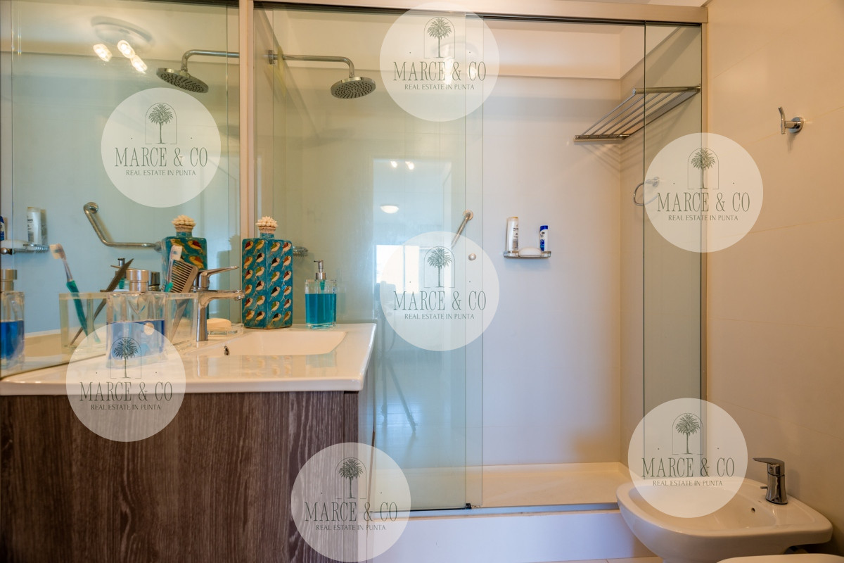 Apartamento ID.2190 - Venta apartamento 3 dormitorios - Vista al mar