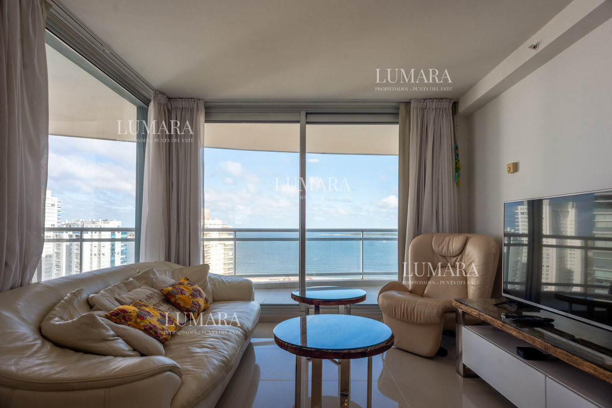 Apartamento ID.3290 - 3 y dependencia Sunrise Tower, Piso Alto, Playa Mansa