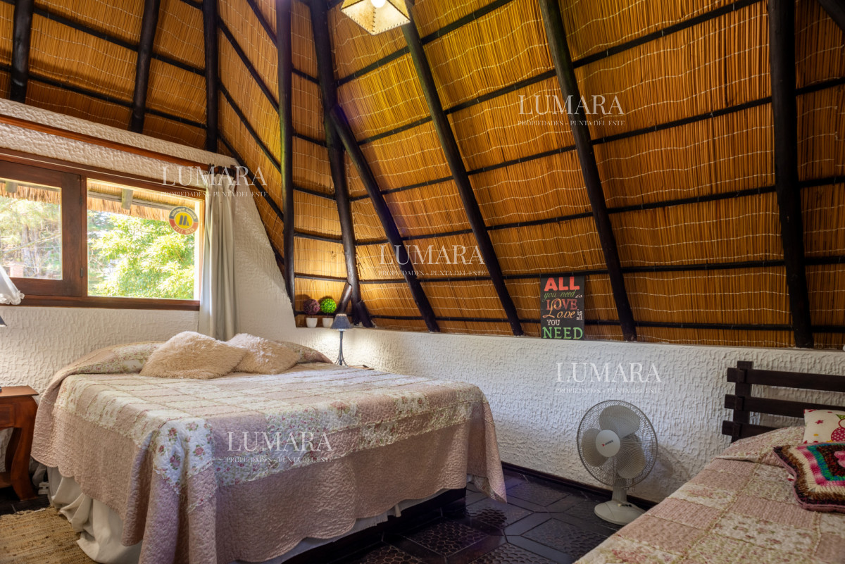 Casa ID.3997 - Alquiler 5 dormitorios piscina climatizada Punta del Este