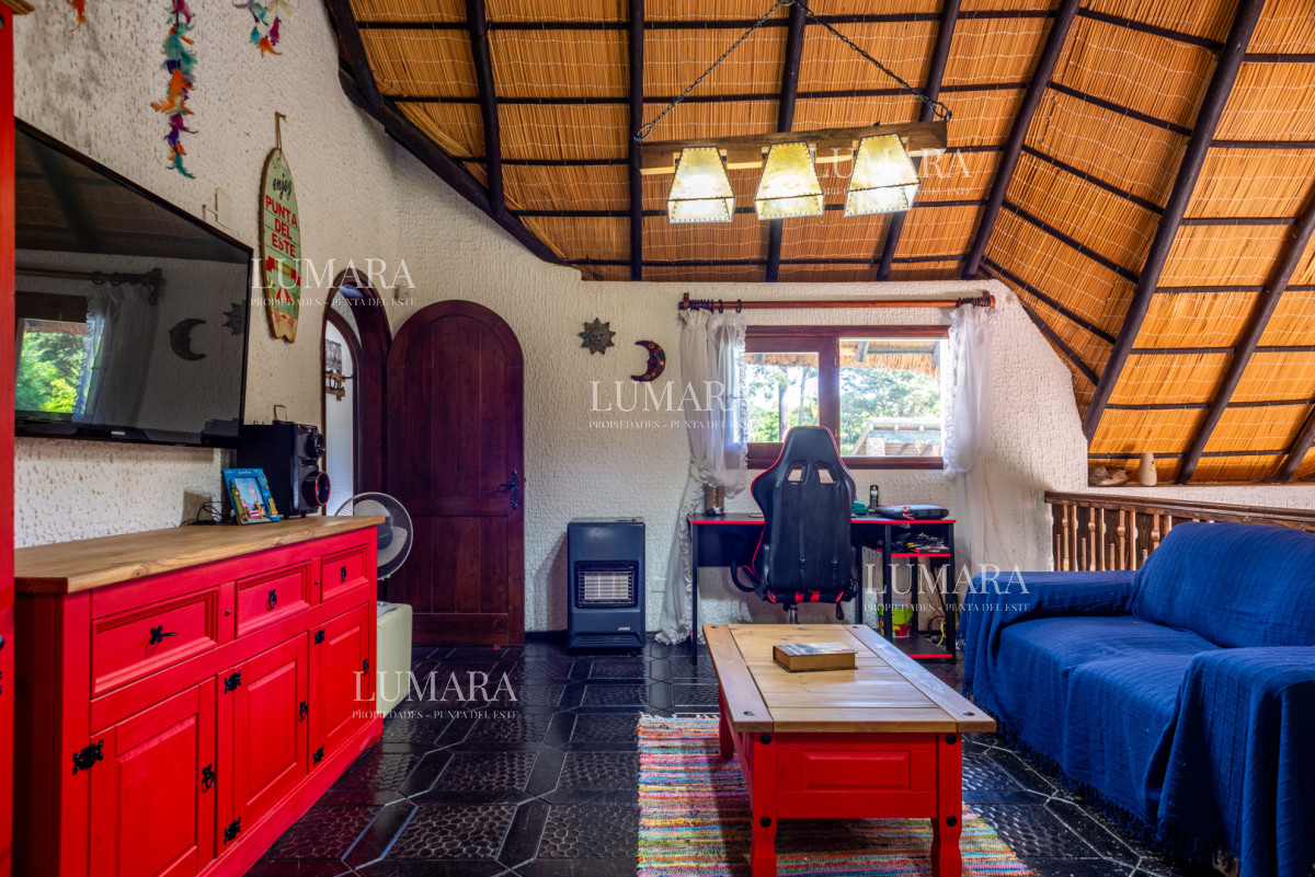 Casa ID.3997 - Alquiler 5 dormitorios piscina climatizada Punta del Este