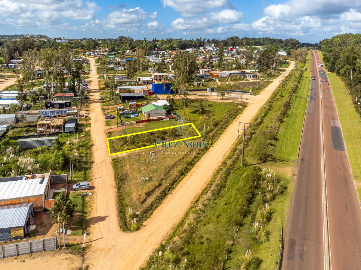 Terreno ID.1653 - La querencia 305m2, cercado, limpio