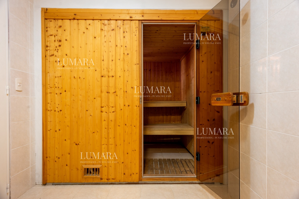 Apartamento ID.2189 - 3 dormitorios, Roosevelt , Punta del Este